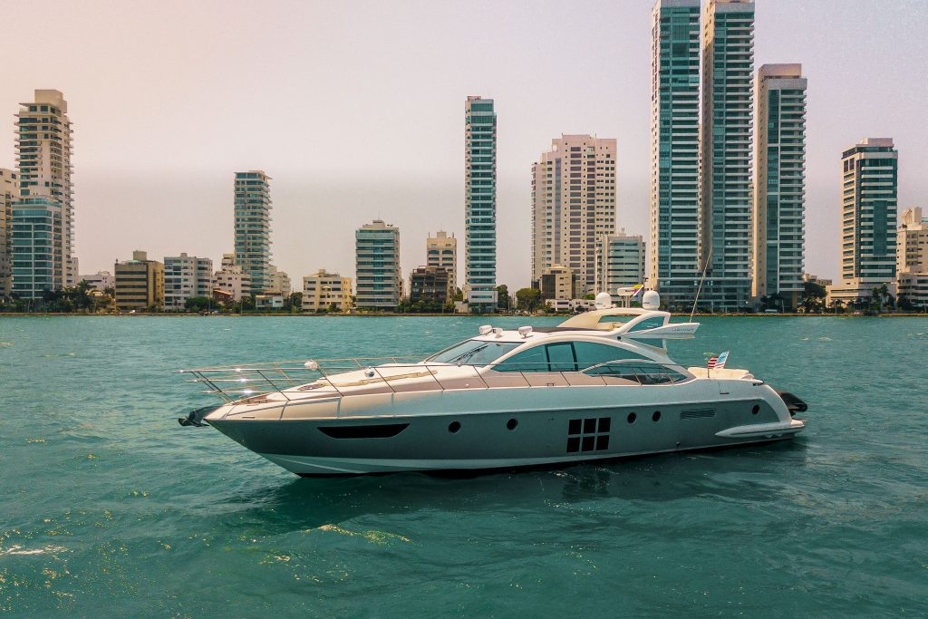 luxury private boat rental in cartagena colombia