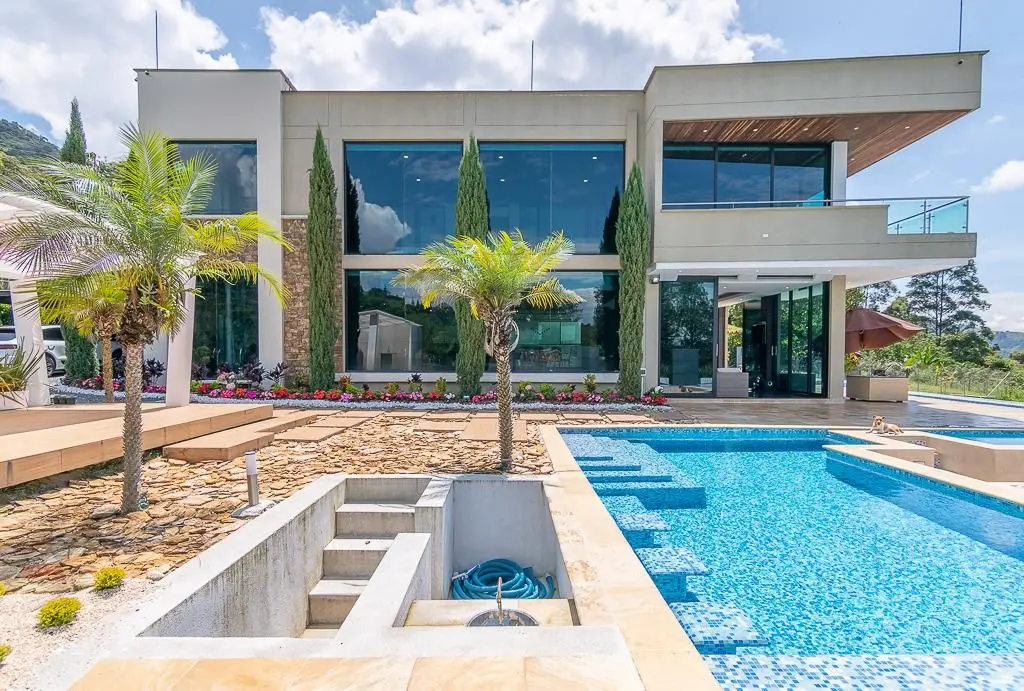 medellin villa rental