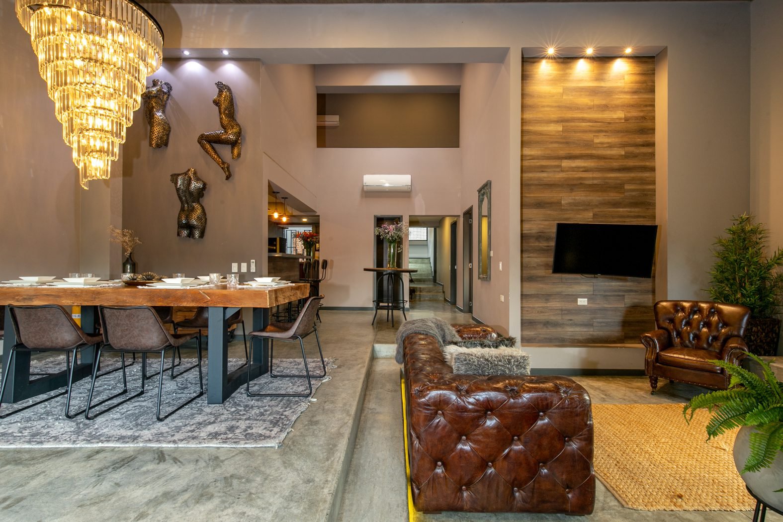 Picture of Medellin Vacation Rentals - Starting From $300 Per Night - Two Travel