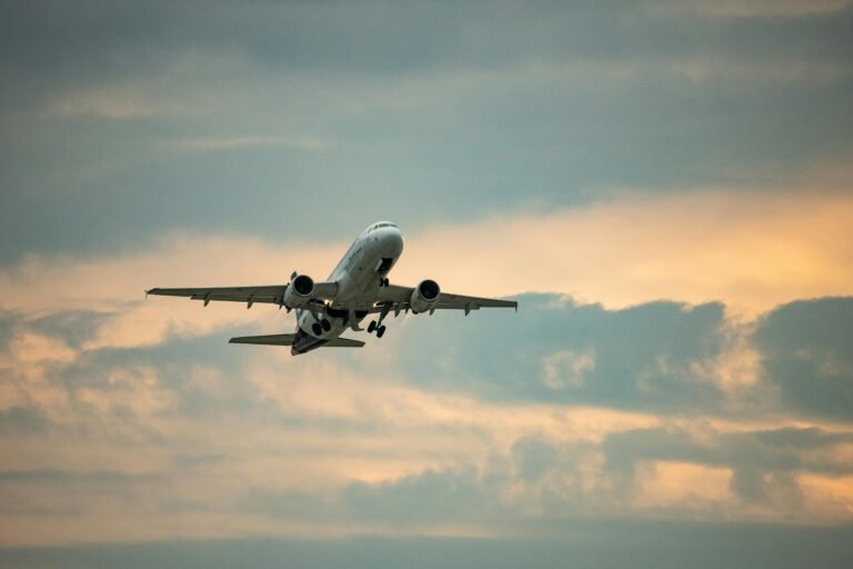 Plane take off to Cartagena