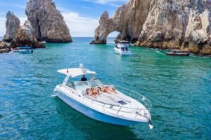 luxury boat rental experience in los cabos mexico