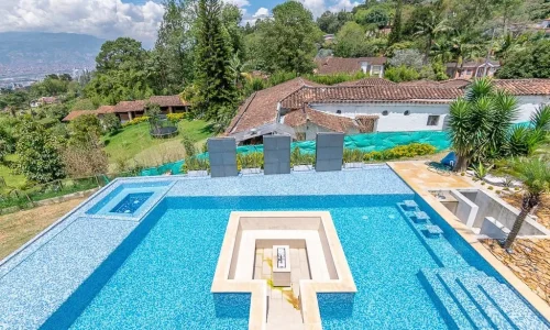 Envigado Mansion Cover